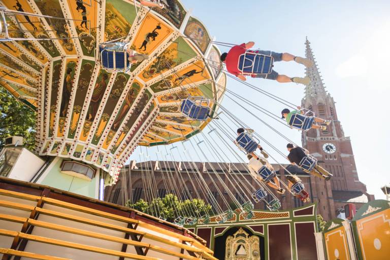 A chairoplane at the Auer Dult in Munich.